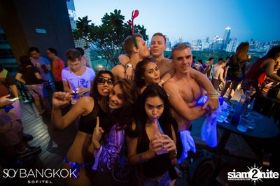 SO Pool Party Xmas Eve Edition ที่ โซ โซฟิเทล บางกอก — photo 82