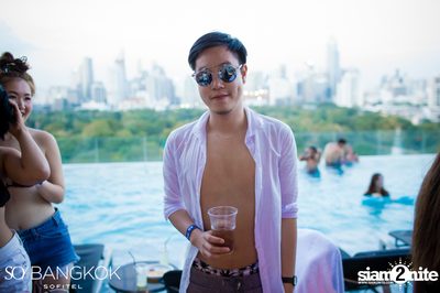 SO Pool Party Xmas Eve Edition ที่ โซ โซฟิเทล บางกอก — photo 108