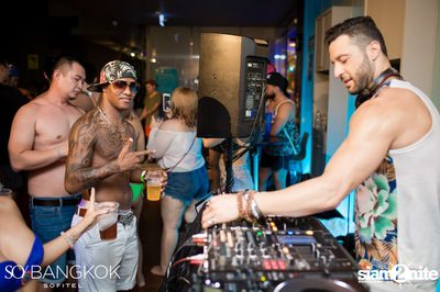 SO Pool Party Xmas Eve Edition ที่ โซ โซฟิเทล บางกอก — photo 161