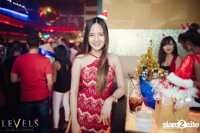 BAD A** X-Mas ที่ เลเวลส์ — photo 31