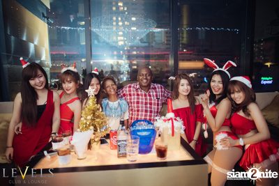 BAD A** X-Mas ที่ เลเวลส์ — photo 33