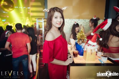 BAD A** X-Mas ที่ เลเวลส์ — photo 37