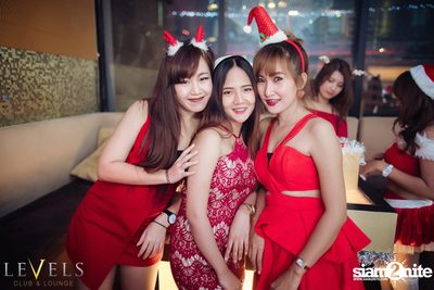 BAD A** X-Mas ที่ เลเวลส์ — photo 41
