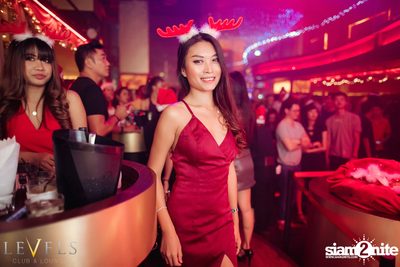 BAD A** X-Mas ที่ เลเวลส์ — photo 51