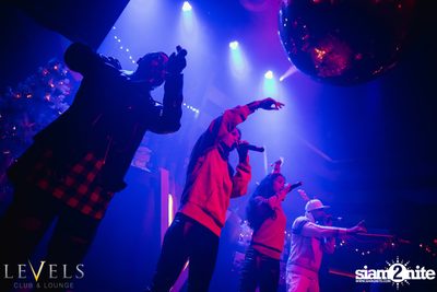 BAD A** X-Mas ที่ เลเวลส์ — photo 58