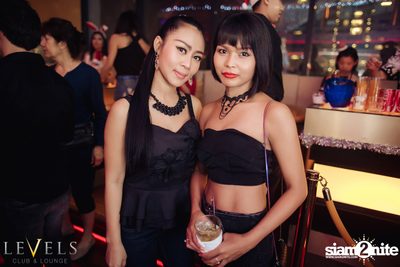 BAD A** X-Mas ที่ เลเวลส์ — photo 82
