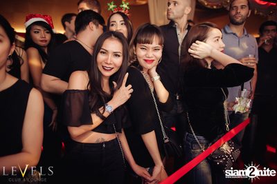 BAD A** X-Mas ที่ เลเวลส์ — photo 86