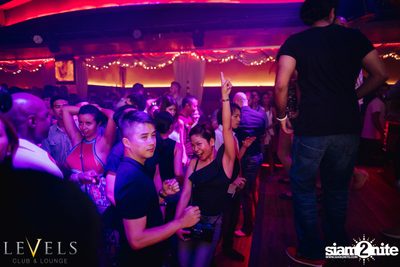 BAD A** X-Mas ที่ เลเวลส์ — photo 107