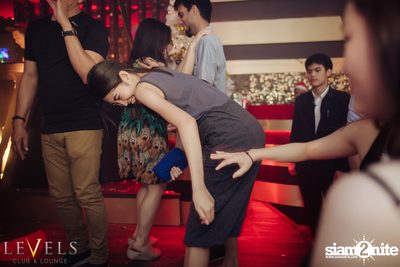 BAD A** X-Mas ที่ เลเวลส์ — photo 121