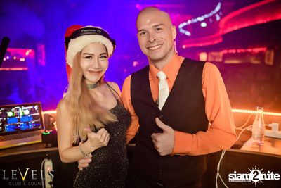 X-MAS ที่ เลเวลส์ — photo 45