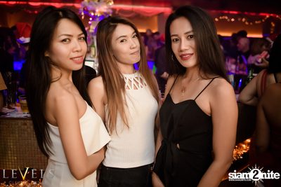 X-MAS ที่ เลเวลส์ — photo 65