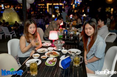 Getsunova Live at Maldives Resort Bar — photo 13