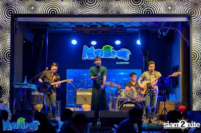 Getsunova Live at Maldives Resort Bar — photo 15