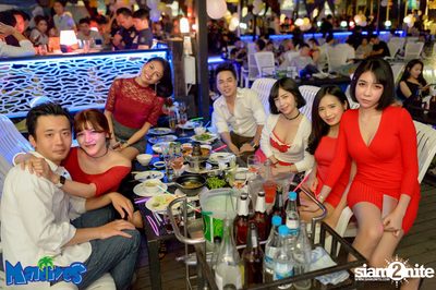 Getsunova Live at Maldives Resort Bar — photo 52