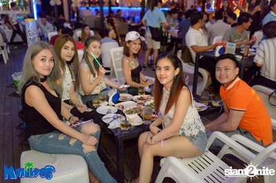 Getsunova Live at Maldives Resort Bar — photo 54