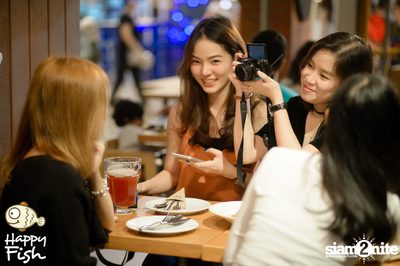 คืนวันอาทิตย์ ที่ร้าน แฮปปี้ ฟิช, เอเชีย ทีค เดอะ ริเวอร์ฟร้อนท์ — photo 33