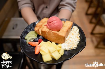 คืนวันอาทิตย์ ที่ร้าน แฮปปี้ ฟิช, เอเชีย ทีค เดอะ ริเวอร์ฟร้อนท์ — photo 58
