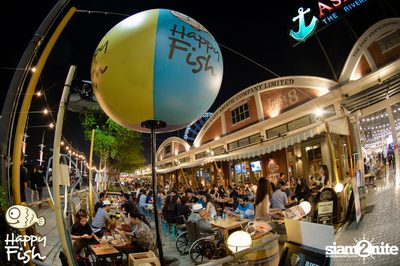 คืนวันอาทิตย์ ที่ร้าน แฮปปี้ ฟิช, เอเชีย ทีค เดอะ ริเวอร์ฟร้อนท์ — photo 61
