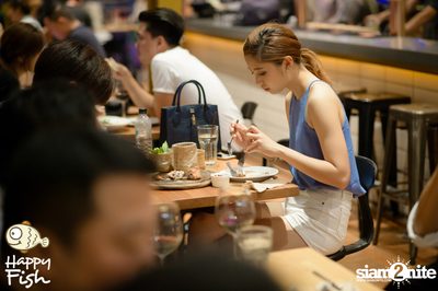 คืนวันอาทิตย์ ที่ร้าน แฮปปี้ ฟิช, เอเชีย ทีค เดอะ ริเวอร์ฟร้อนท์ — photo 66