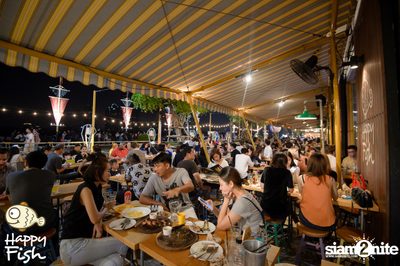 คืนวันอาทิตย์ ที่ร้าน แฮปปี้ ฟิช, เอเชีย ทีค เดอะ ริเวอร์ฟร้อนท์ — photo 74