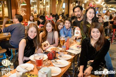 คืนวันอาทิตย์ ที่ร้าน แฮปปี้ ฟิช, เอเชีย ทีค เดอะ ริเวอร์ฟร้อนท์ — photo 96