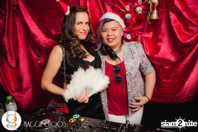 Ho Ho Ho X'Mas Party ที่ แม็กกี้ ชูส์ — photo 52