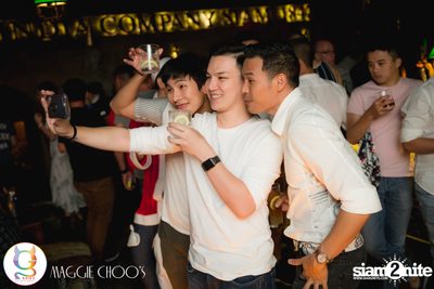 Ho Ho Ho X'Mas Party ที่ แม็กกี้ ชูส์ — photo 66