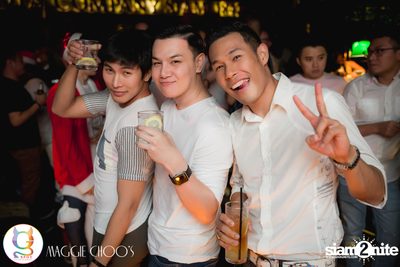Ho Ho Ho X'Mas Party ที่ แม็กกี้ ชูส์ — photo 67