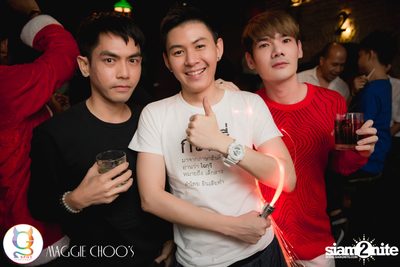 Ho Ho Ho X'Mas Party ที่ แม็กกี้ ชูส์ — photo 88