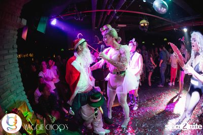 Ho Ho Ho X'Mas Party ที่ แม็กกี้ ชูส์ — photo 116