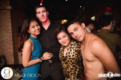 Ho Ho Ho X'Mas Party ที่ แม็กกี้ ชูส์ — photo 219
