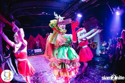 Ho Ho Ho X'Mas Party ที่ แม็กกี้ ชูส์ — photo 237