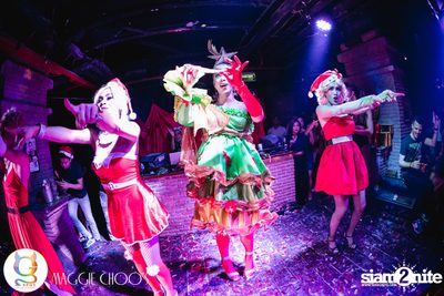 Ho Ho Ho X'Mas Party ที่ แม็กกี้ ชูส์ — photo 238