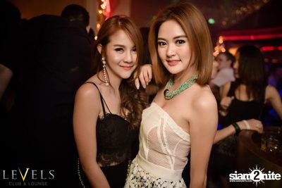 Rave Radio ที่ เลเวลส์ — photo 11