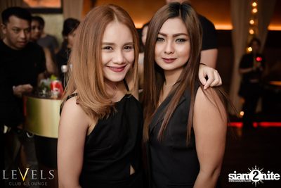 Rave Radio ที่ เลเวลส์ — photo 18