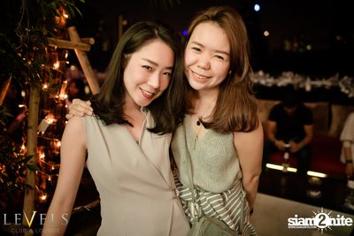 Rave Radio ที่ เลเวลส์ — photo 20