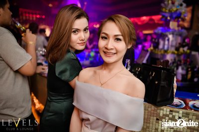Rave Radio ที่ เลเวลส์ — photo 41