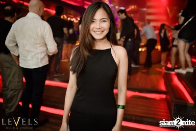 Rave Radio ที่ เลเวลส์ — photo 51