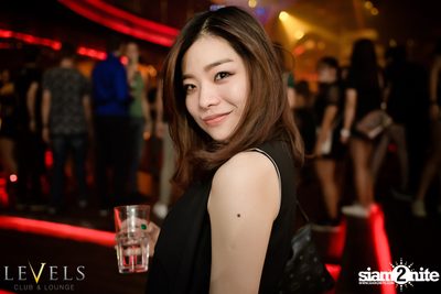 Rave Radio ที่ เลเวลส์ — photo 56