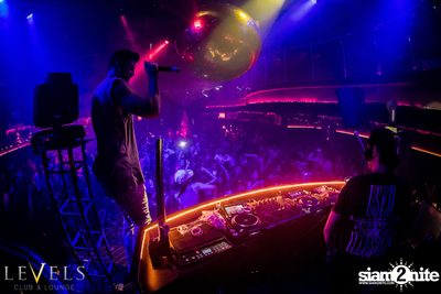 Rave Radio ที่ เลเวลส์ — photo 79