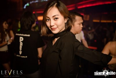 Rave Radio ที่ เลเวลส์ — photo 140