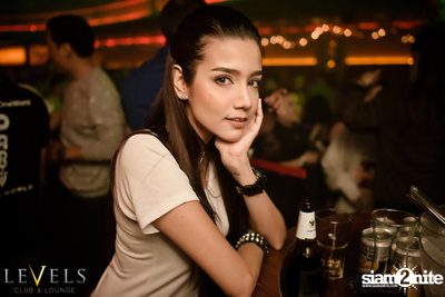 Rave Radio ที่ เลเวลส์ — photo 147