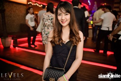 ปาร์ตี้คืนวันศุกร์ ที่ร้าน เลเวล, สุขุมวิท ซอย 11 — photo 31
