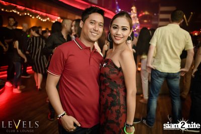 ปาร์ตี้คืนวันศุกร์ ที่ร้าน เลเวล, สุขุมวิท ซอย 11 — photo 36