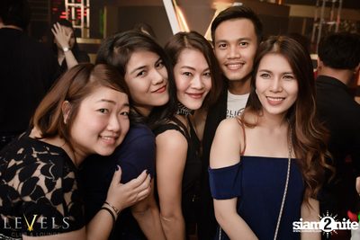 ปาร์ตี้คืนวันศุกร์ ที่ร้าน เลเวล, สุขุมวิท ซอย 11 — photo 52
