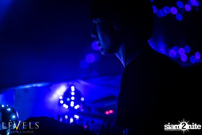 ปาร์ตี้คืนวันศุกร์ ที่ร้าน เลเวล, สุขุมวิท ซอย 11 — photo 60