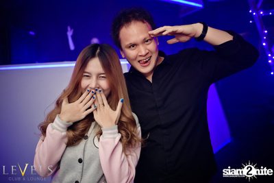 ปาร์ตี้คืนวันศุกร์ ที่ร้าน เลเวล, สุขุมวิท ซอย 11 — photo 105