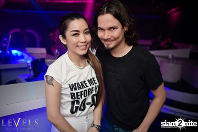 ปาร์ตี้คืนวันศุกร์ ที่ร้าน เลเวล, สุขุมวิท ซอย 11 — photo 112