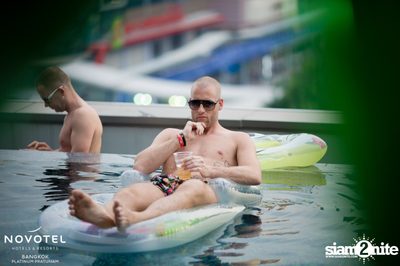 Miami Pool NYE Party at Novotel Bangkok Platinum — photo 22