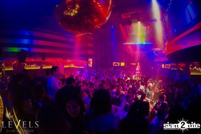 New Year's Eve ที่ เลเวลส์ — photo 76